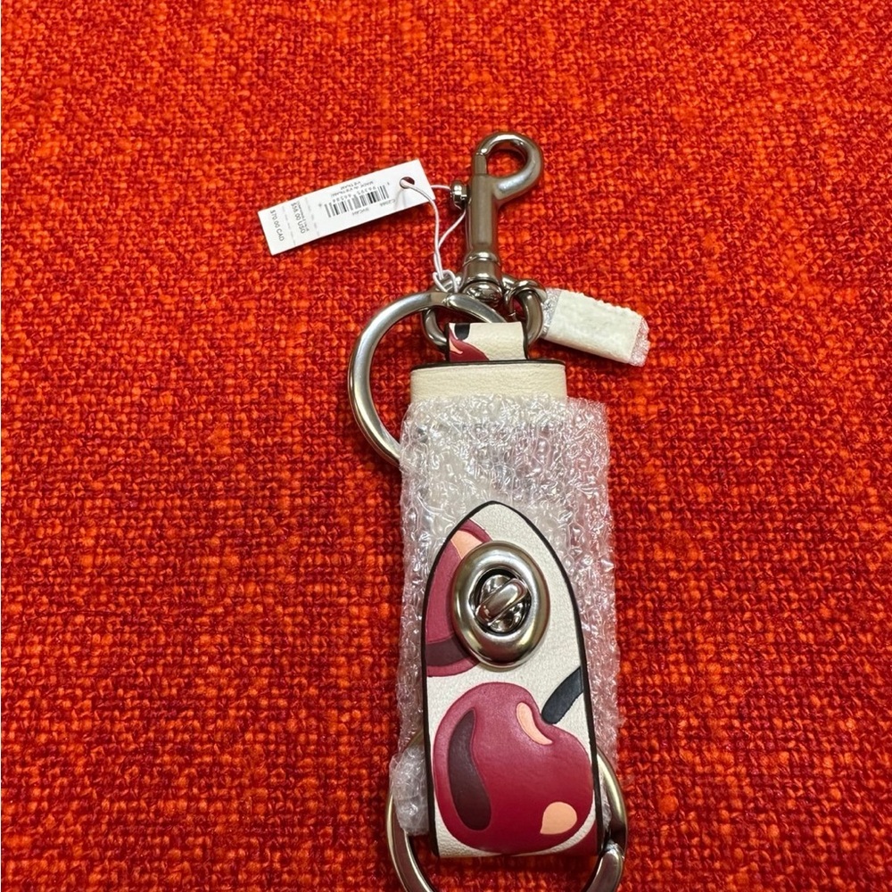 ❤️❤️❤️Authentic Coach Cherry bag charm ❤️❤️❤️ - Picture 5 of 11